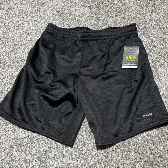 ATHLETIC WORKS HUSKY BOYS LARGE 10/12 ATHLETIC BLACK SHORTS Mesh - Picture 1 of 10